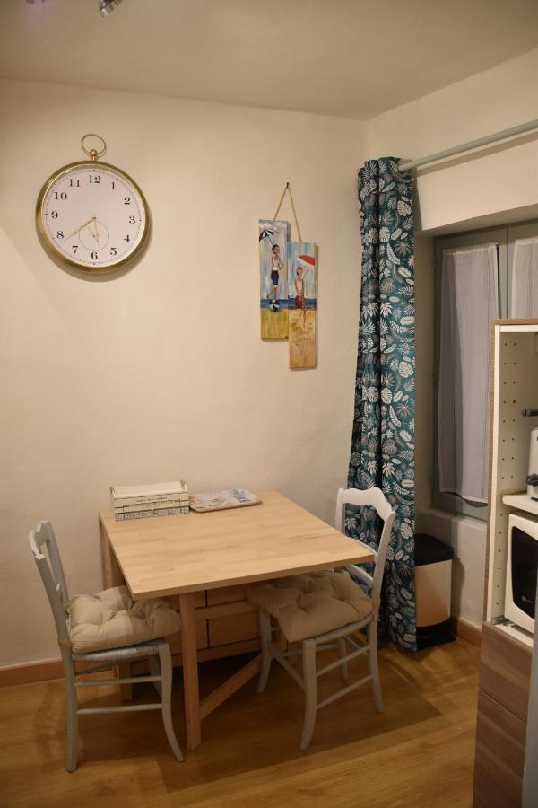 Bed and Breakfast Logis Des Douves Tiffauges Exterior foto